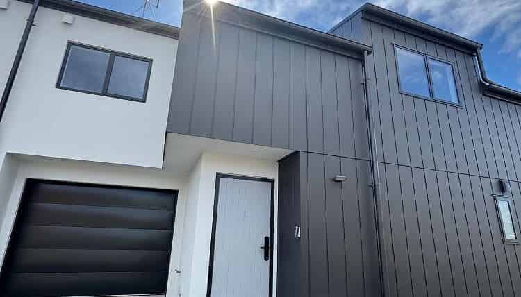 2/89 Rattray Street, Riccarton
