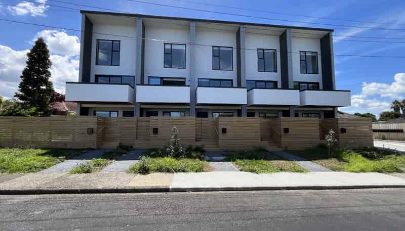 3/30 Bowater Place, Manurewa