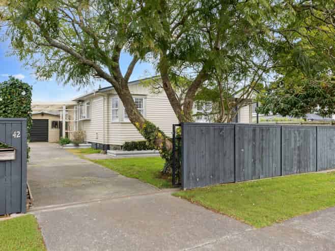 42 Sunnypark Avenue, Papakura