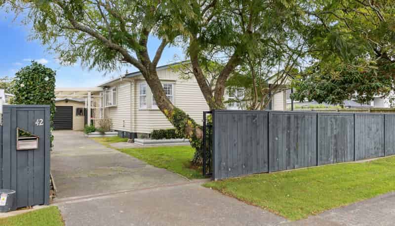 42 Sunnypark Avenue, Papakura