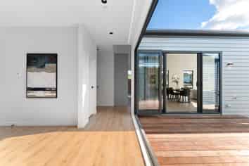 40 Awanui Road, Red Beach