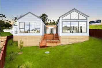 40 Awanui Road, Red Beach