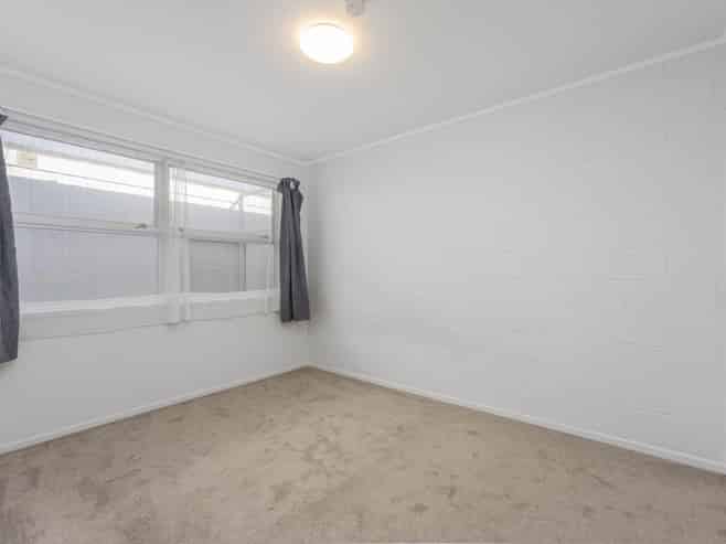 2/9 Fencible Place, Otahuhu
