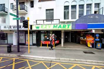 Papatoetoe Retail | High Profile 59 m2