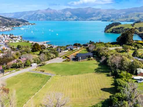 8 Felthams Road, Akaroa