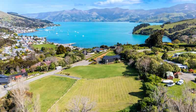 8 Felthams Road, Akaroa