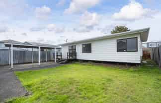 2/9 Cornwall Road, Mangere