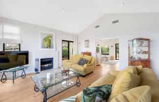 124 Golfland Drive, Golflands