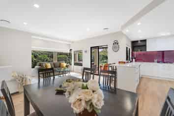 124 Golfland Drive, Golflands