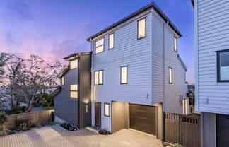 16D Goring Road, Sandringham