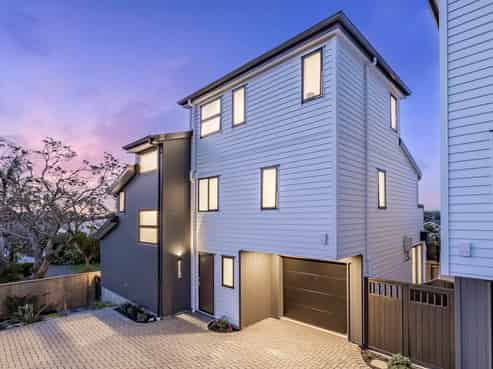 16D Goring Road, Sandringham