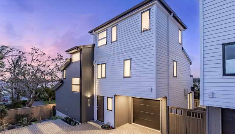 16D Goring Road, Sandringham