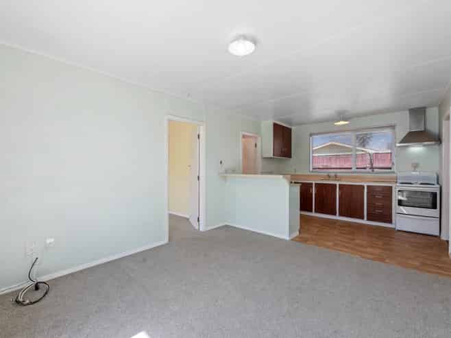 2/4 Weld Street, Blenheim