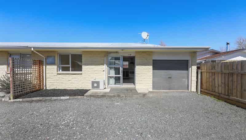 2/4 Weld Street, Blenheim