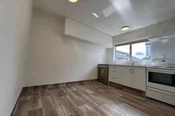 2/12A Lunn Avenue, Mount Wellington