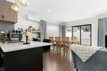 1/143 Portage Road, New Lynn
