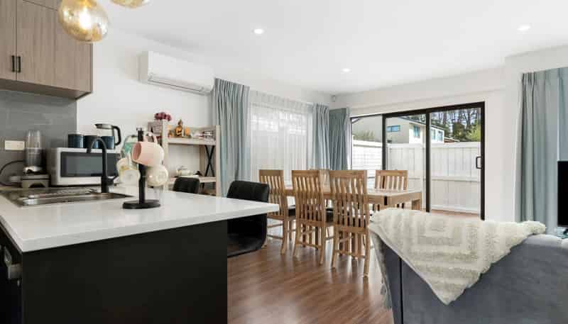 1/143 Portage Road, New Lynn