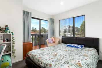 1/143 Portage Road, New Lynn