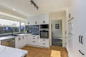 Hawkes Bay - Address withheld