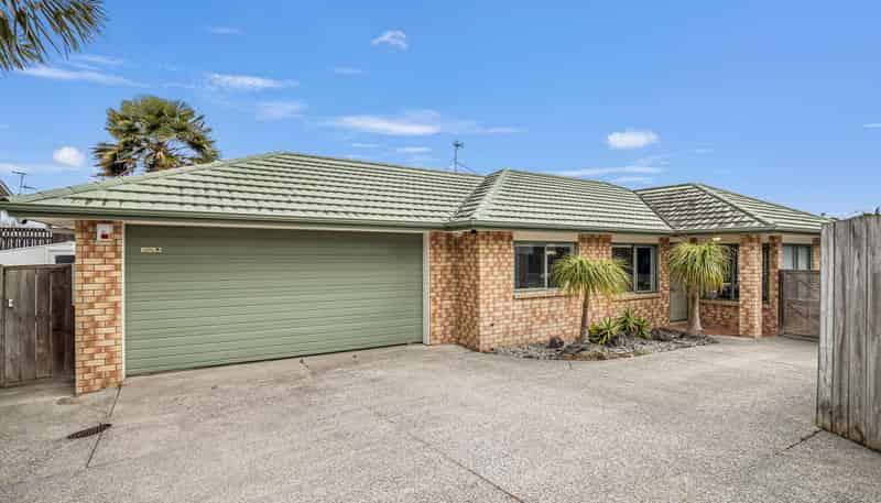 196B Hill Road, The Gardens