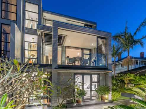 2D Tweed Street, Saint Marys Bay