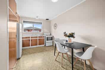 2/272 Tancred Street, Ashburton