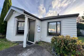 3/36 John Jennings Drive, Oteha