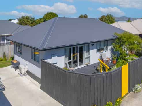 2/192 Woodham Road, Linwood