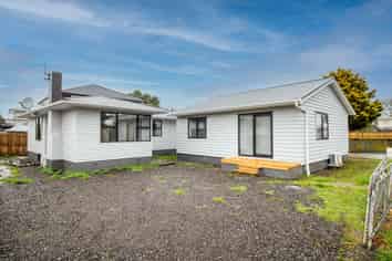 11 Daniel Avenue, Mangere East