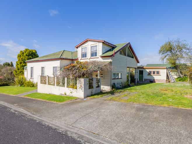 10 Rose Street, Waipawa