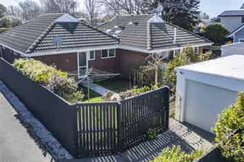 40 Mays Road, Saint Albans
