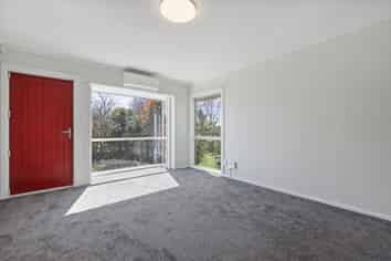 40 Mays Road, Saint Albans