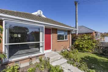 40 Mays Road, Saint Albans