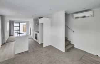 F/1 Bledisloe Crescent, Wainuiomata