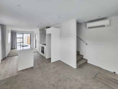 F/1 Bledisloe Crescent, Wainuiomata