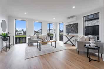  18 Halley Drive, Chartwell