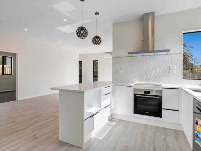 19A Red Beach Road, Red Beach