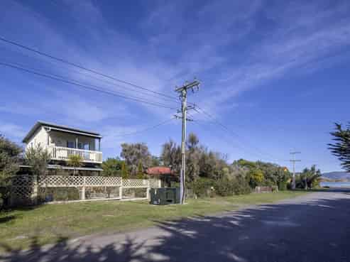 8 Harwood Street, Harwood