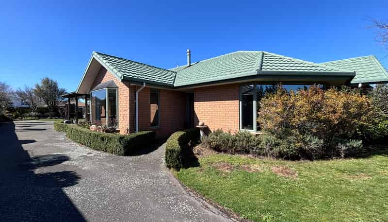 43 Kintyre Drive, Broomfield