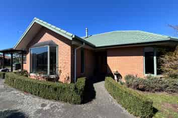 43 Kintyre Drive, Broomfield