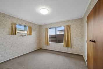 2/4 King Street, Taradale