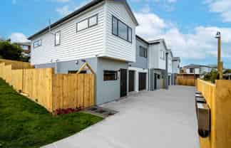 64 Girrahween Drive, Totara Vale