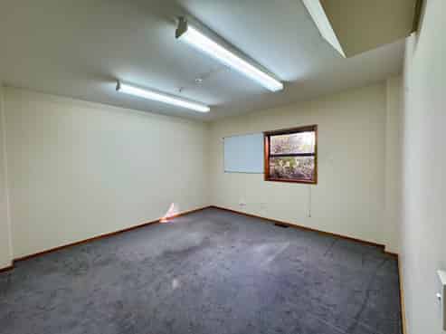 Office suites from $200pw