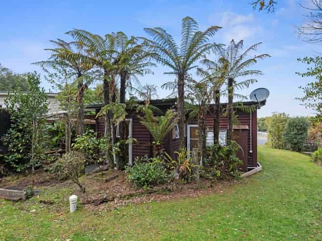 98 Spencer Road, Lake Tarawera