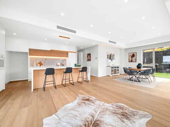22 Waitai Close, Long Bay