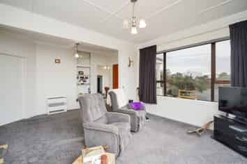 12 Walker Street, Bluff
