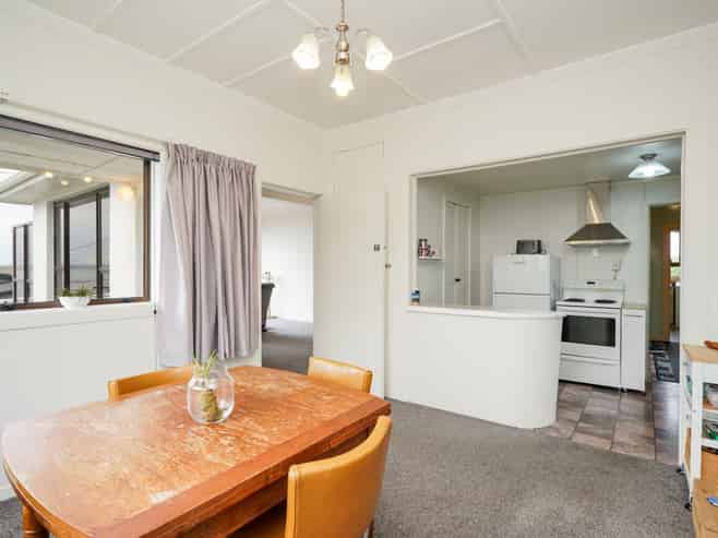 12 Walker Street, Bluff