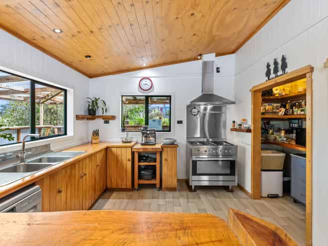 979 Kaipara Flats Road, Kaipara Flats