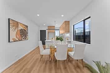 11 Greenbrier Street, Westgate