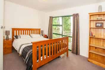52 Bel Air Drive, Hillsborough
